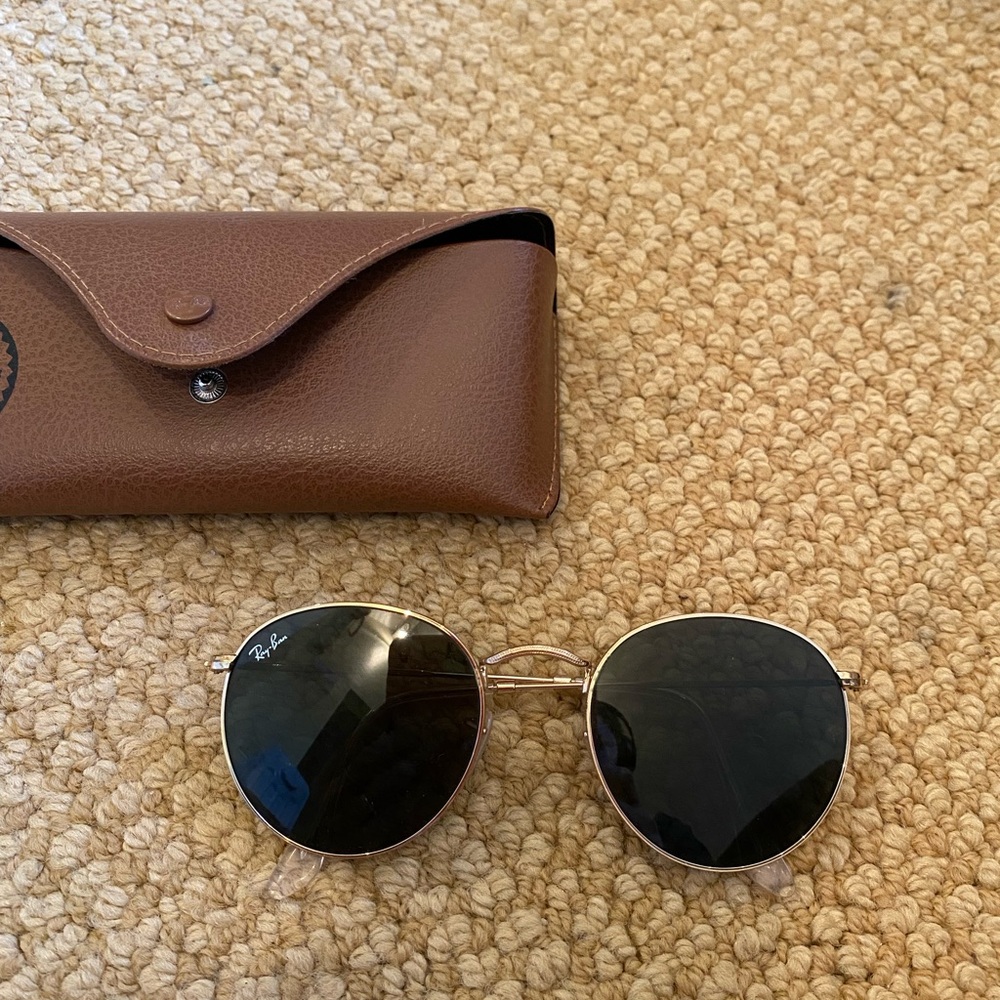 Raybans - Picture 2 of 5